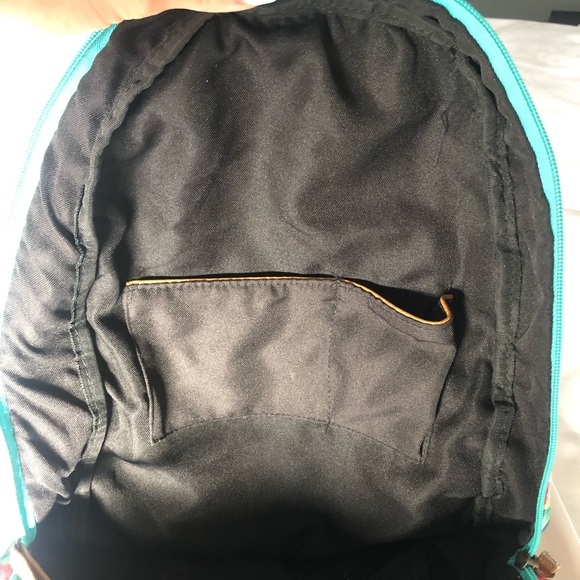 HAWAIIAN/FLORAL BACKPACK - Picture 6 of 7